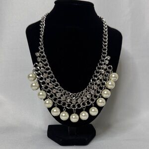 Premier Designs Silver and Pearl Necklace adjustable length -